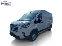 Skats no kreisās puses priekšā