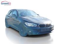 Pogled sprijeda desno