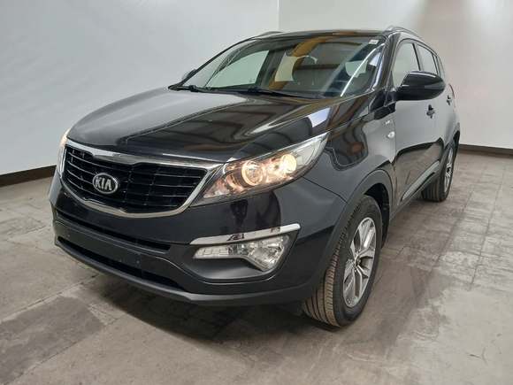 Вид спереди слева