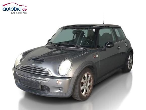 Vue de l’avant gauche