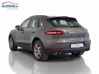 Pogled od pozadi levo