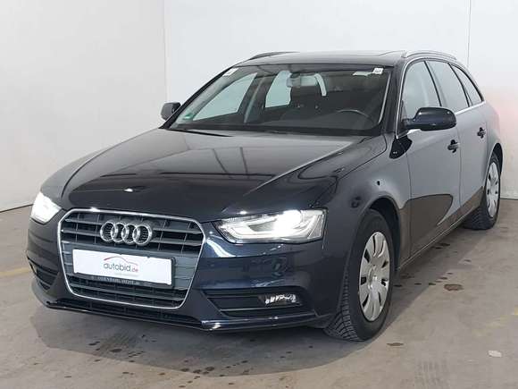 Pogled od napred levo