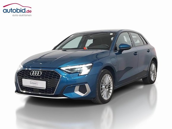 Pogled od napred levo