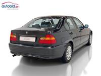 Aanzicht achter rechts