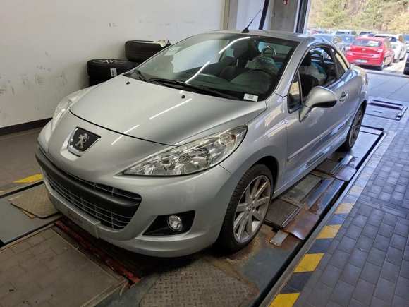 Náhled zpředu zleva