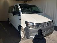 Pogled sprijeda desno