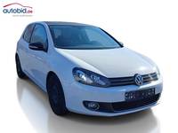 Pogled sprijeda desno