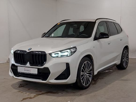 Вид спереди слева