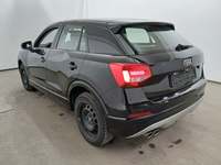 Vaade tagant vasakult