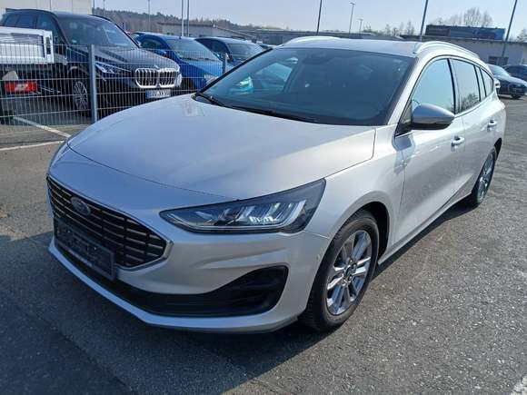 Pogled od napred levo