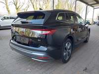 Vue de l’arrière droit