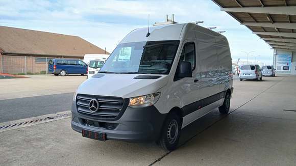 Vue de l’avant gauche