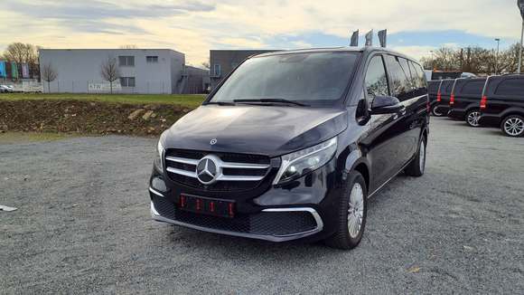 Vue de l’avant gauche