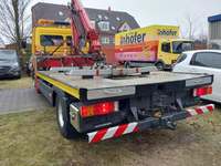 Vue de l’arrière gauche