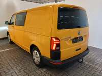 Vue de l’arrière gauche