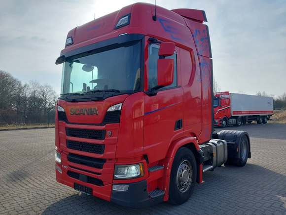 Vue de l’avant gauche