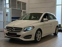 Pogled od napred levo