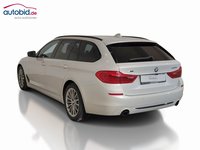 Vista trasera izquierda