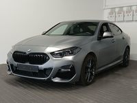 Skats no kreisās puses priekšā