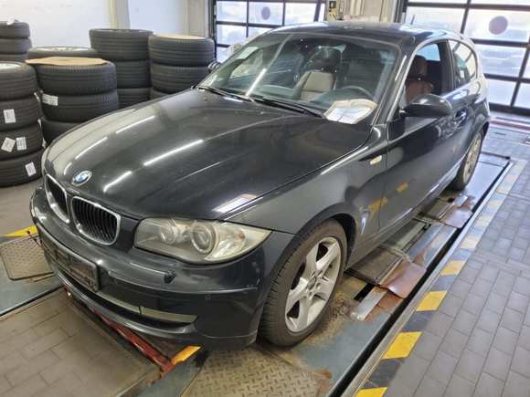 Náhled zpředu zleva