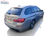 Skats no labās puses aizmugurē