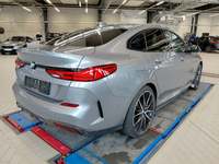 Aanzicht achter rechts