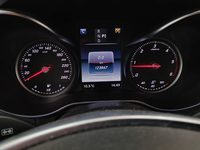 Pohľad na združený prístroj na palubnej doske