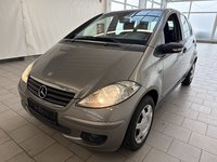 Pogled od napred levo