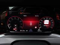 Pohled na přístrojovou desku