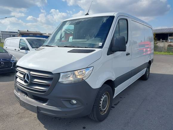 Náhled zpředu zleva