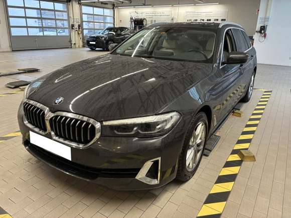 Widok z przodu po stronie lewej