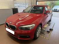 Pogled od napred levo