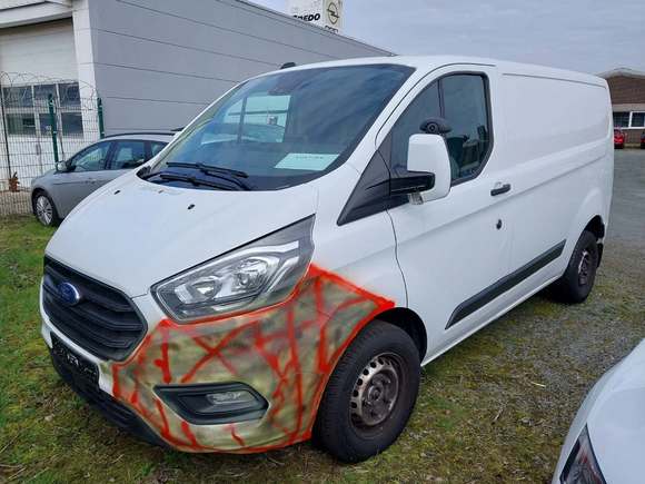 Vue de l’avant gauche