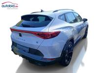 Vue de l’arrière droit