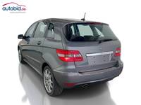 Pogled straga lijevo