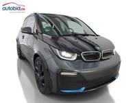 Skats no labās puses priekšā