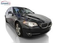 Pogled sprijeda desno