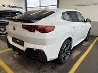 Aanzicht achter rechts