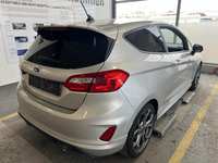 Pogled od pozadi desno