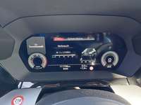 Pogled na kombinirani instrument