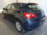 Pogled straga lijevo