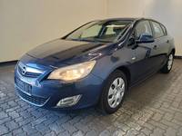 Pogled sprijeda lijevo