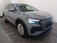 Pogled sprijeda desno