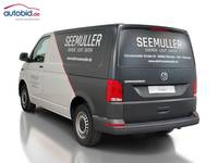 Vue de l’arrière gauche