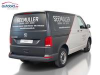 Vue de l’arrière droit