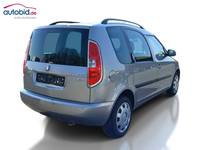 Widok z tyłu po stronie prawej