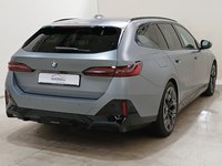 Aanzicht achter rechts