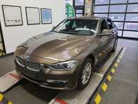 Pogled sprijeda lijevo