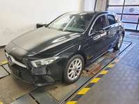 Pogled sprijeda lijevo