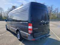 Widok z tyłu po stronie lewej